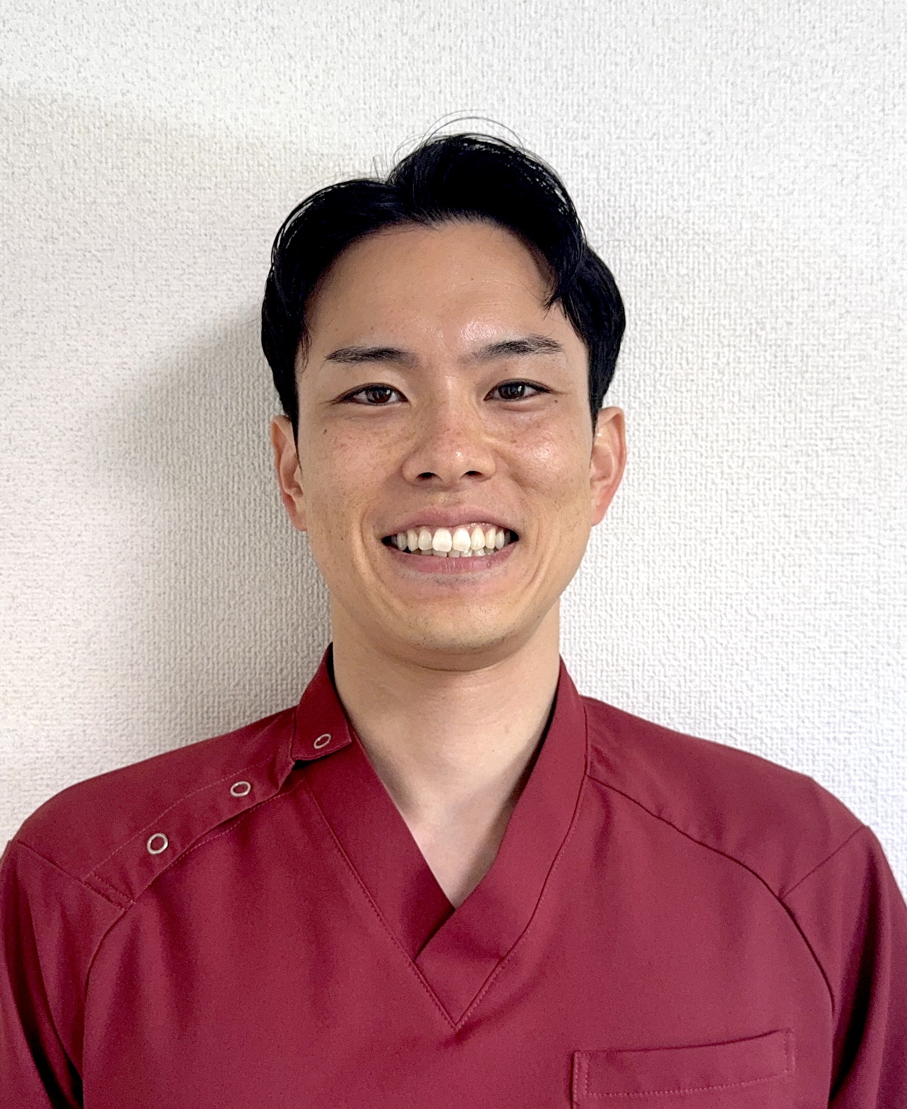 こしいし整体院 院長 輿石隆太